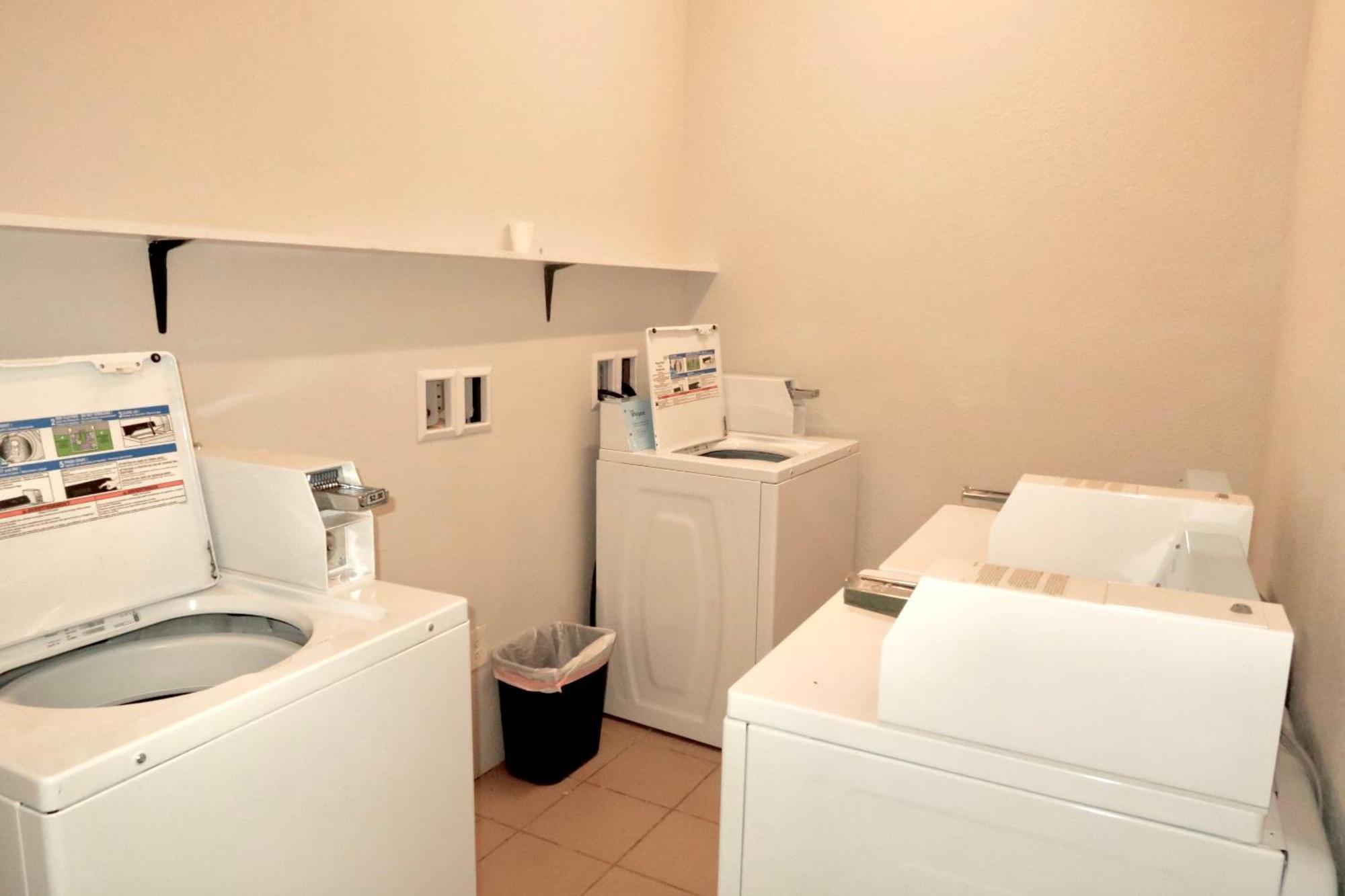 Motel 6 Elkhart, In מראה חיצוני תמונה