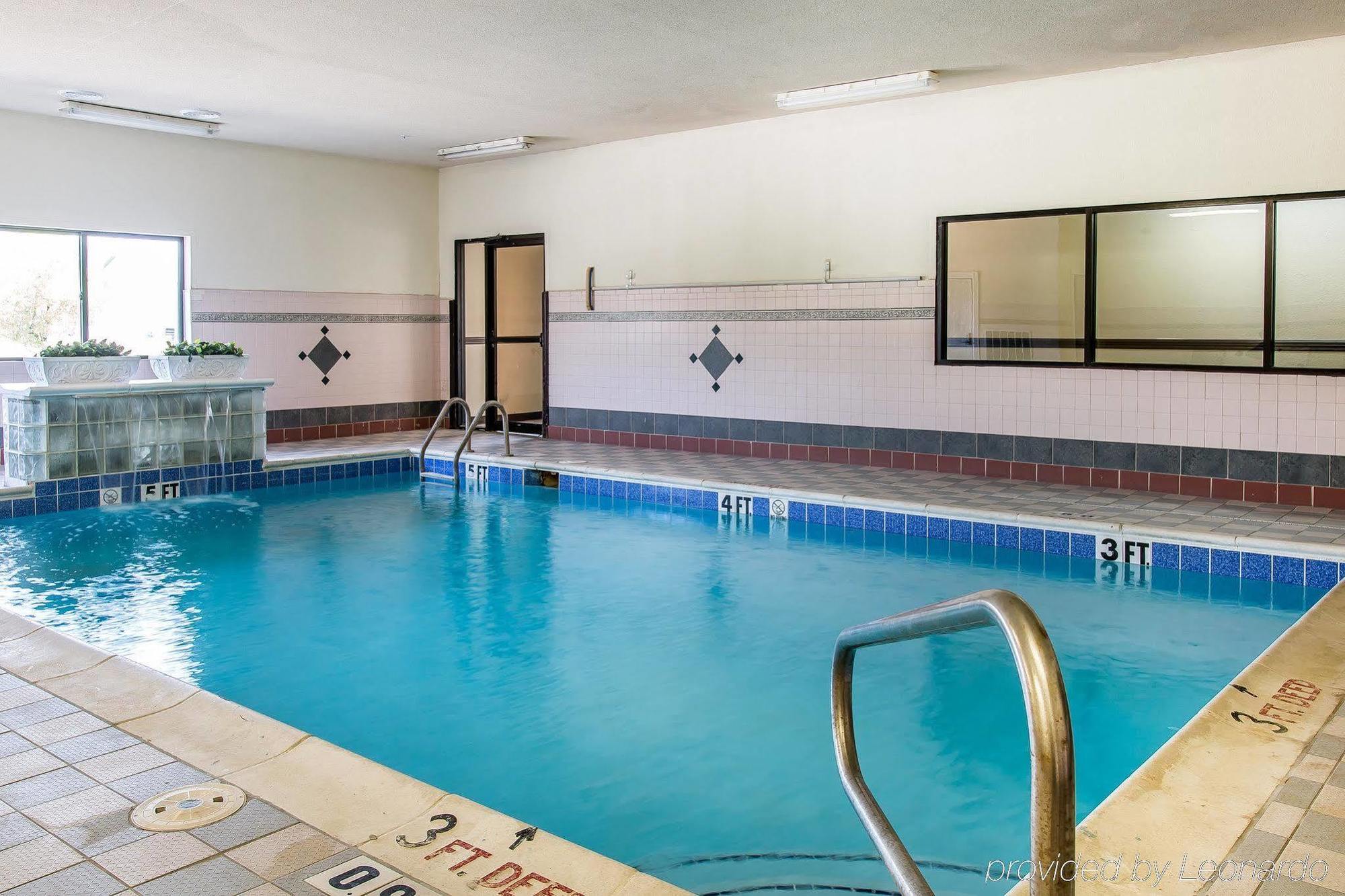 Motel 6 Elkhart, In מראה חיצוני תמונה