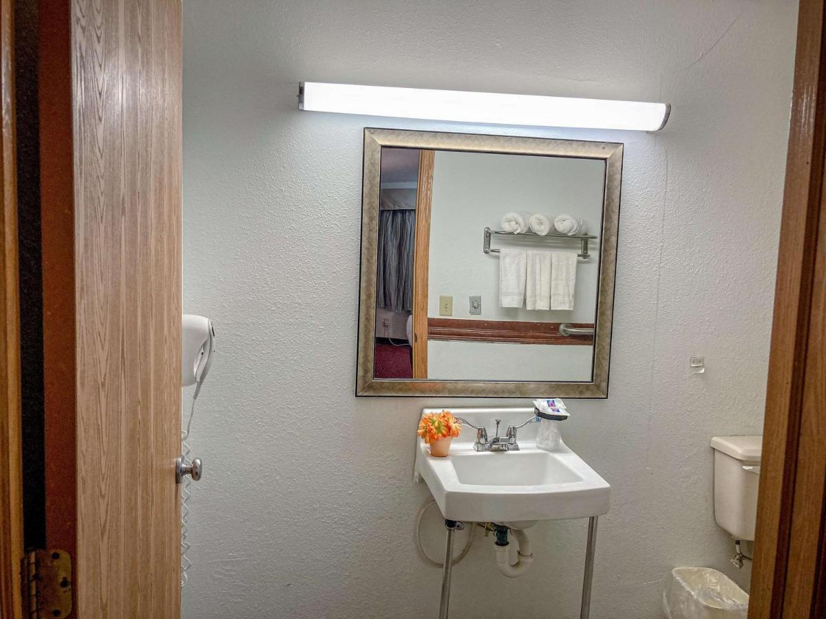 Motel 6 Elkhart, In מראה חיצוני תמונה